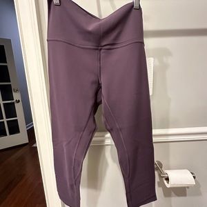 NWT Lululemon Align Crop 21” Legging - Size 8, Black Currant